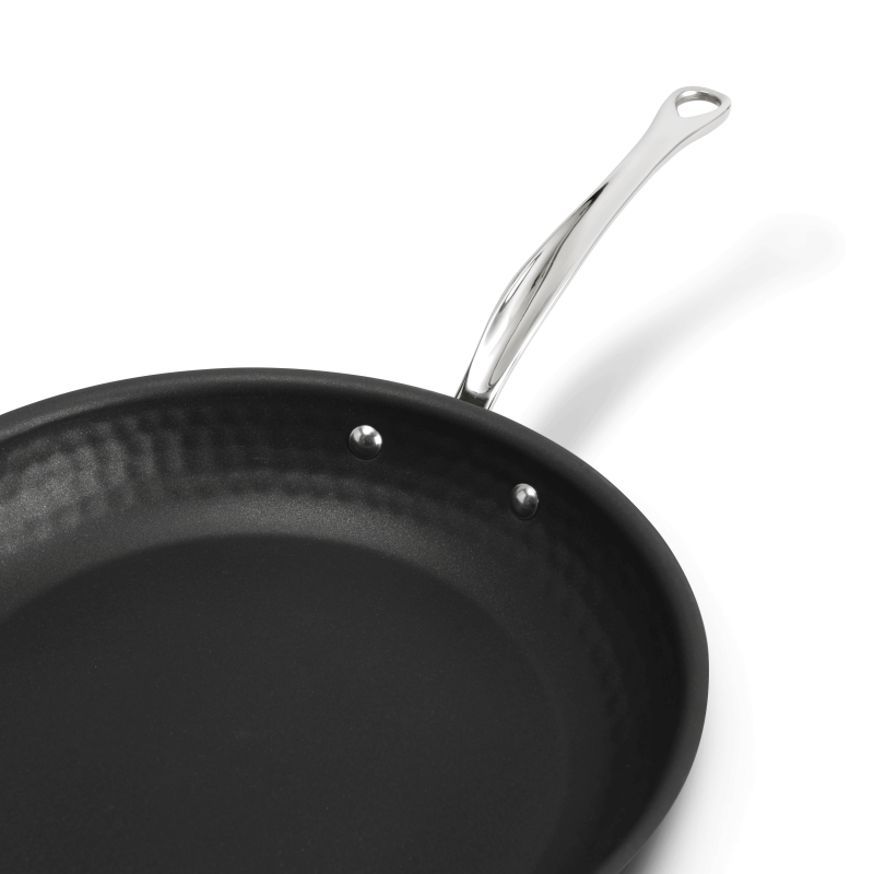 Poêle antiadhésive en inox martelé M'ÉLITE