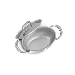Cocotte ovale en inox avec couvercle M'MINIS