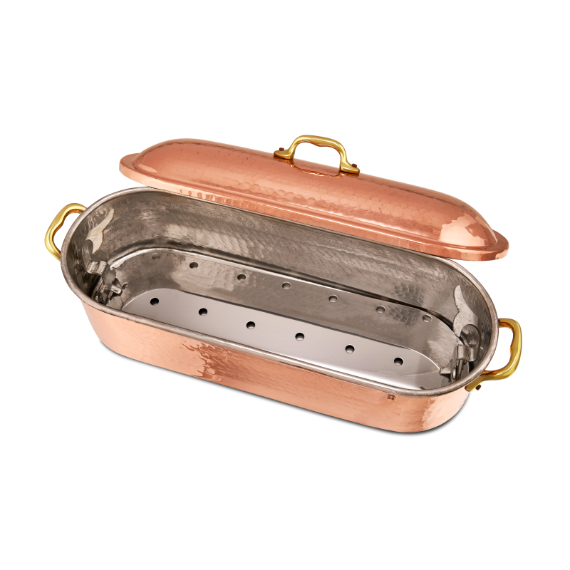 Truitière en cuivre étamé martelé avec grille et couvercle M'TRADITION
