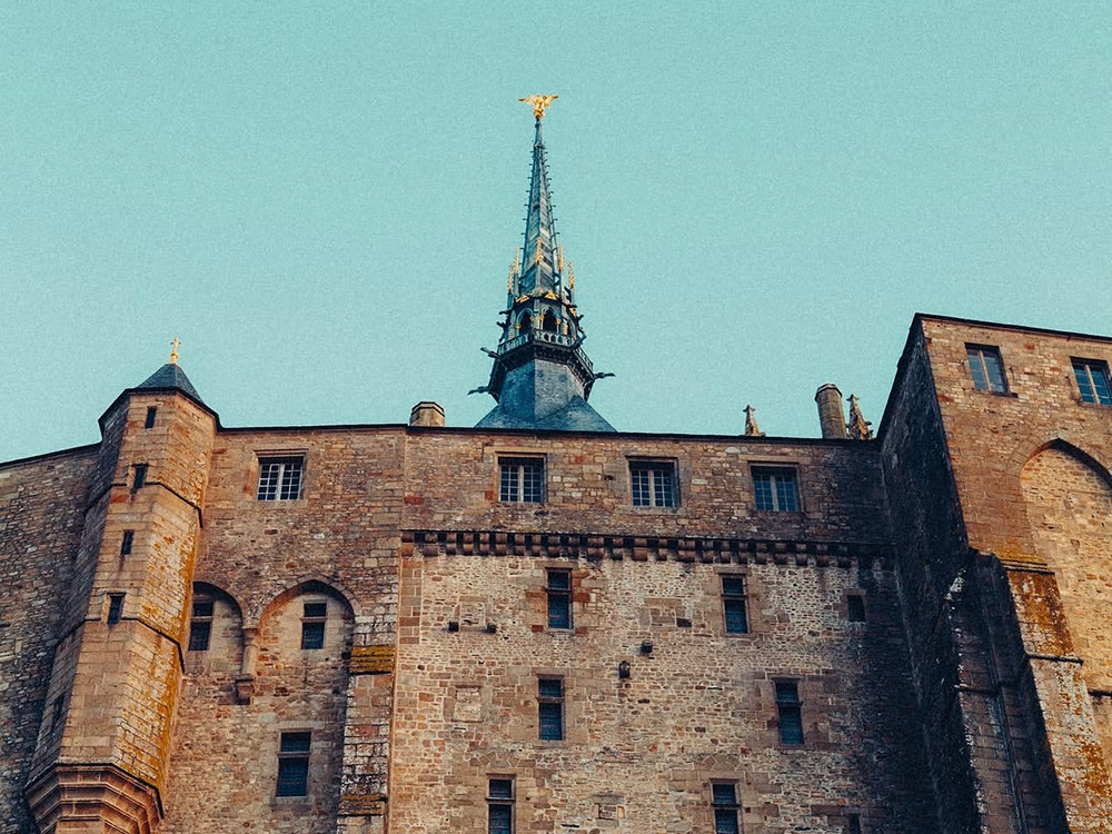 Histoire Logis Sainte-Catherine Mont-Saint-Michel Mauviel1830