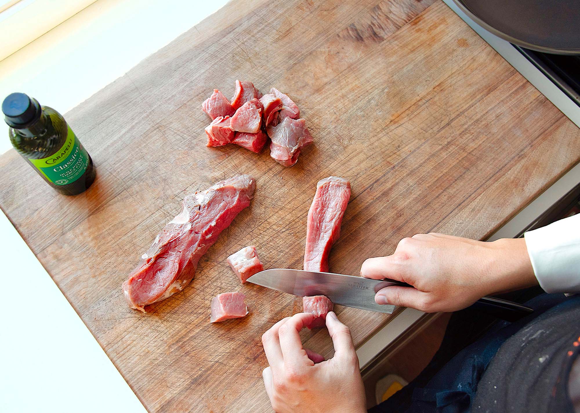 DÉCOUPER LA VIANDE