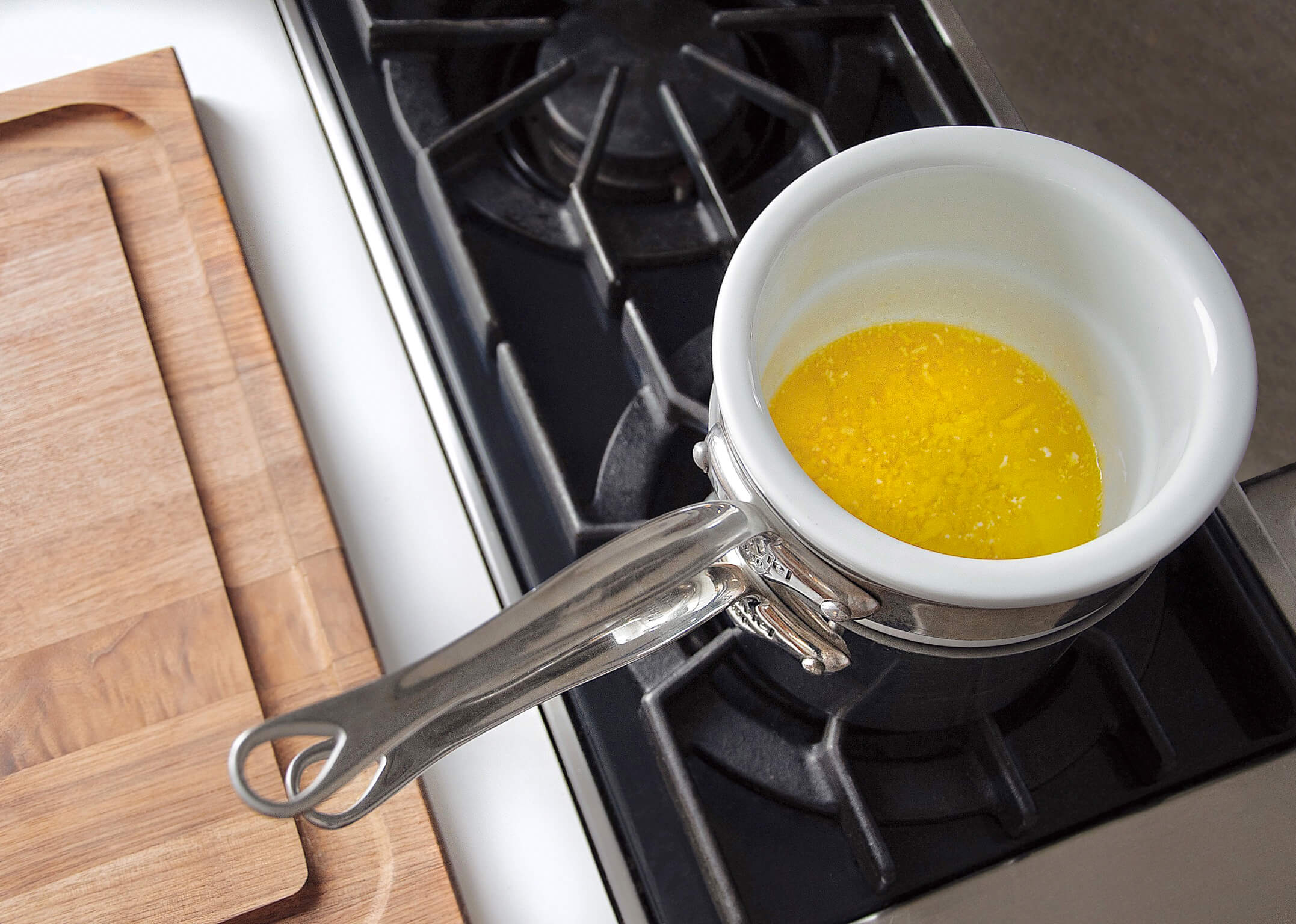 PRÉPARER LA SAUCE HOLLANDAISE
